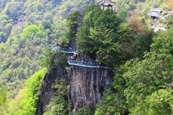 安康到西安的途中有什么旅游景点