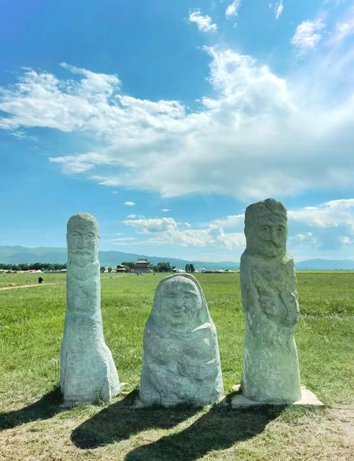 特克斯和昭苏哪个地方更值得去旅游哪个风景更美哪个旅游的地方(图1)