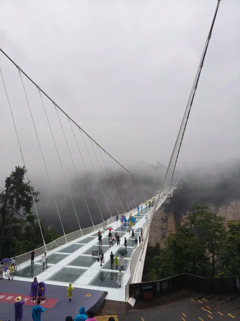 湖北黄石哪里有玻璃栈道这样的旅游区